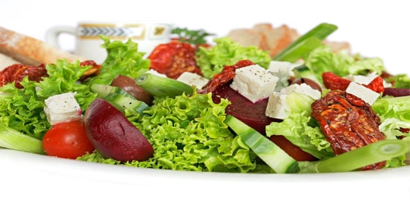 Weight Loss Recipe: Avocado Walnut & Crispy Bacon Salad